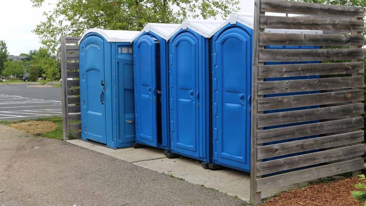 Porta Potty Rental Pros - Reliable Portable Toilet Rentals in Oregon, MO, 64473